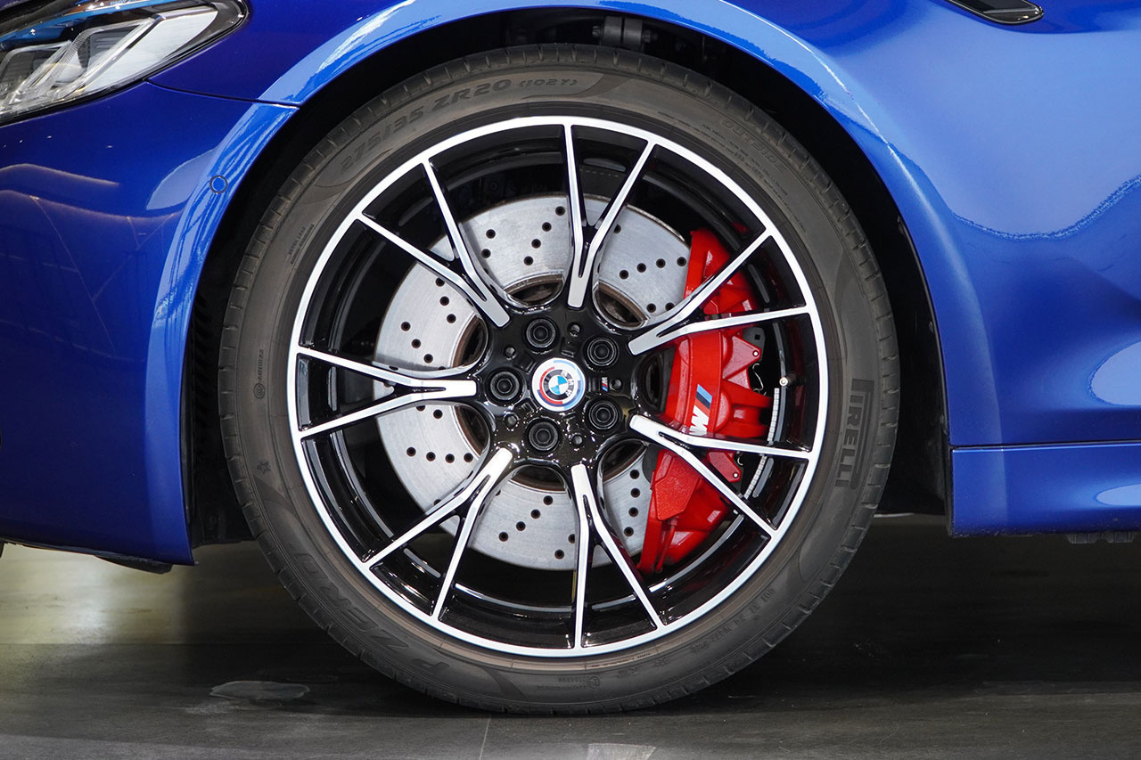 2023 BMW M5 null