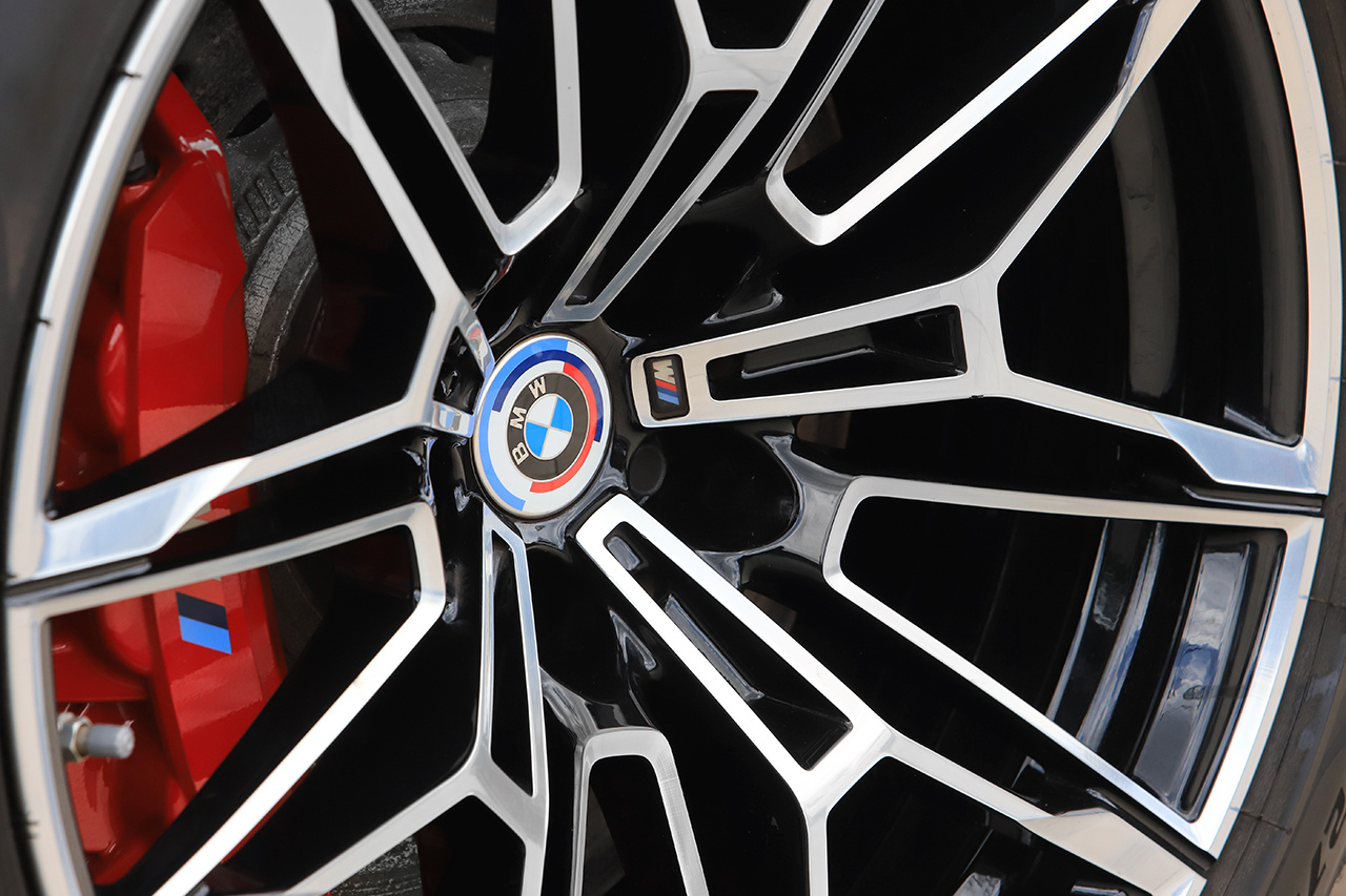 2023 BMW M4 