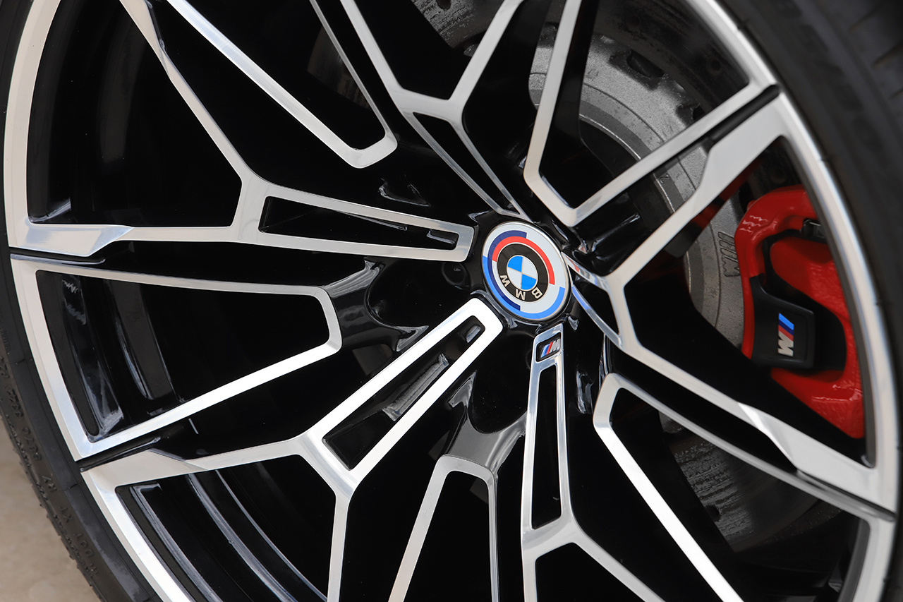 2023 BMW M4 