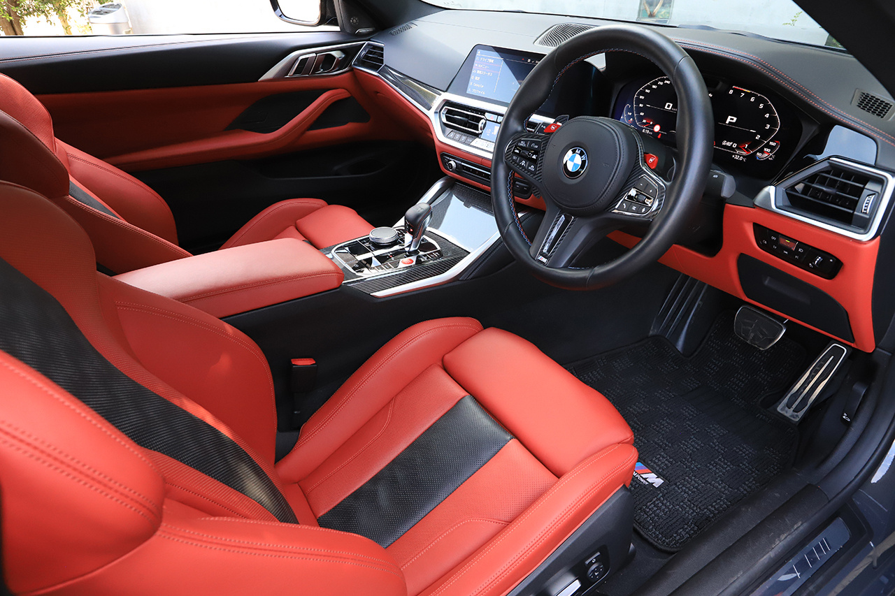 2023 BMW M4 