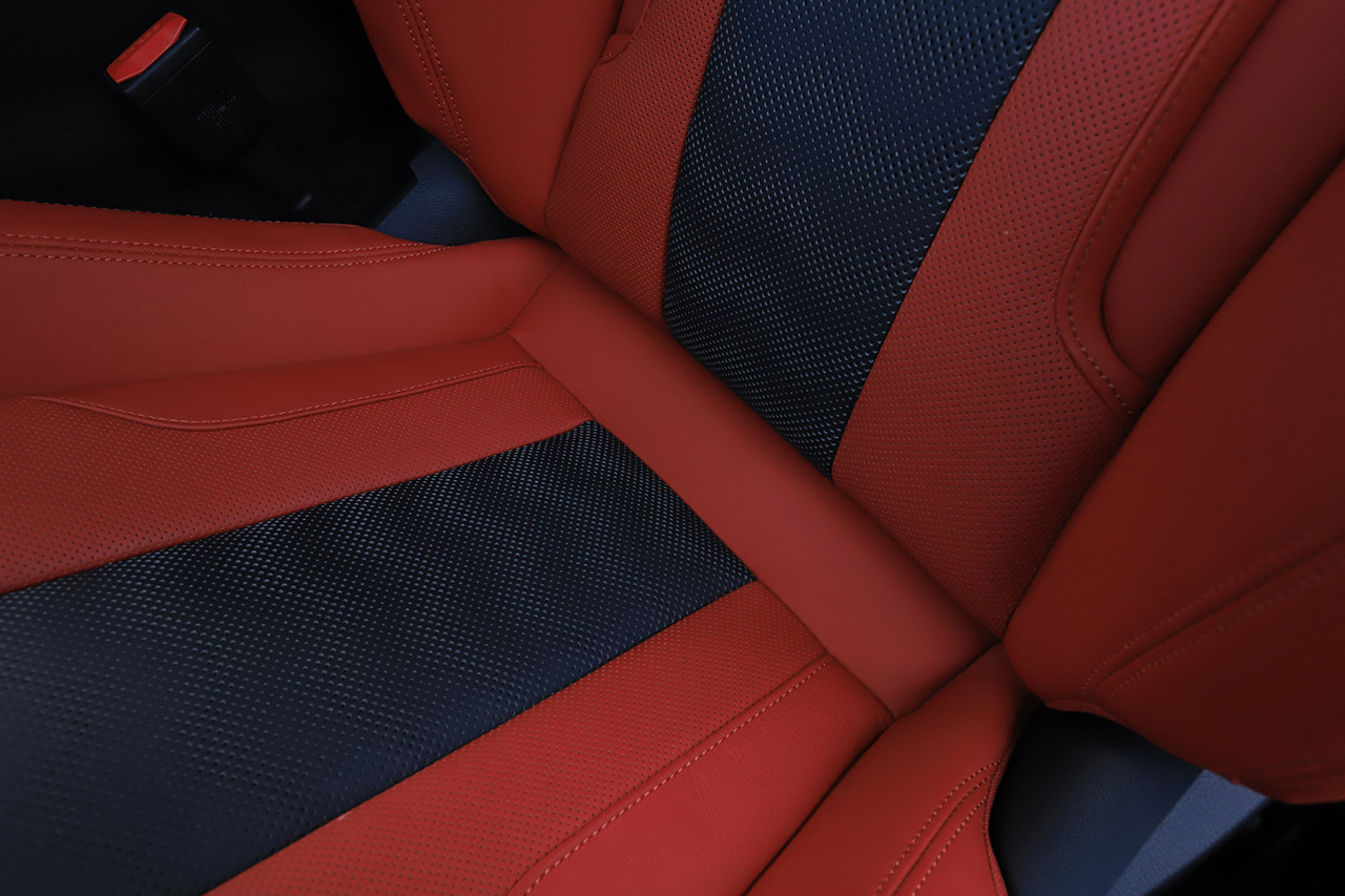 2023 BMW M4 