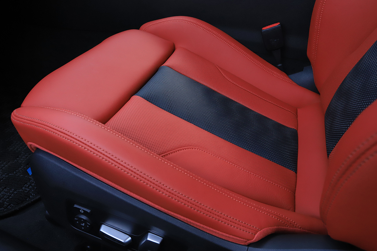 2023 BMW M4 