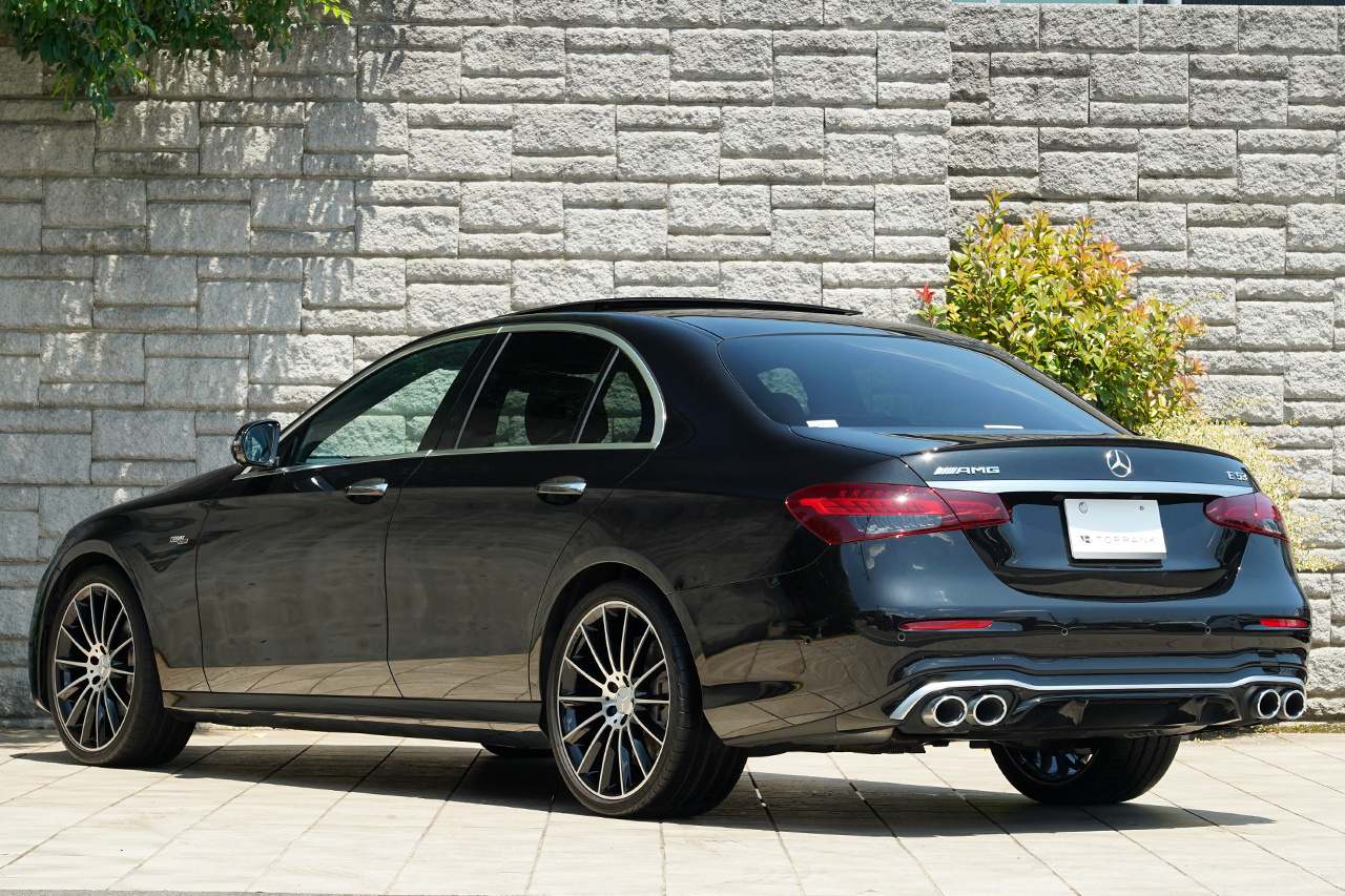 2023 Mercedes-AMG E CLASS 