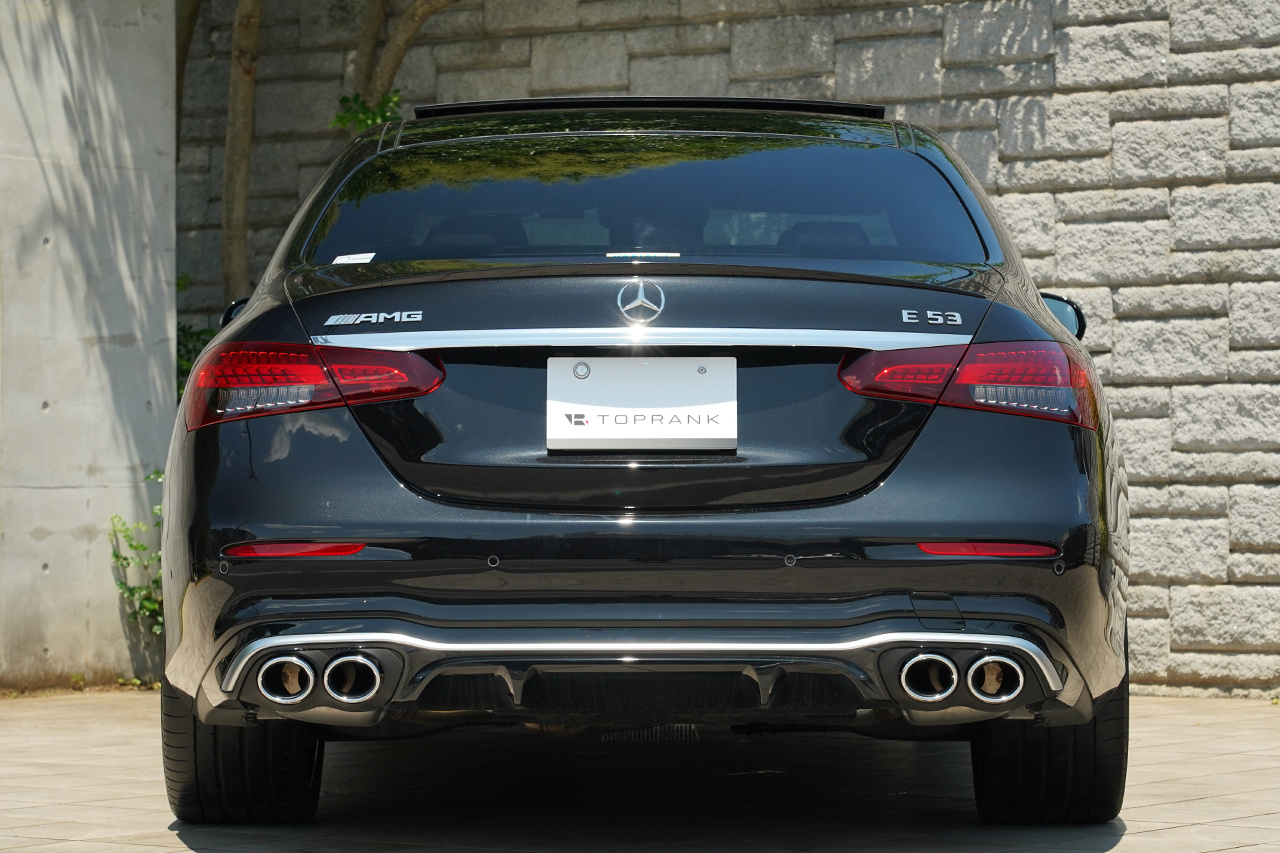 2023 Mercedes-AMG E CLASS 
