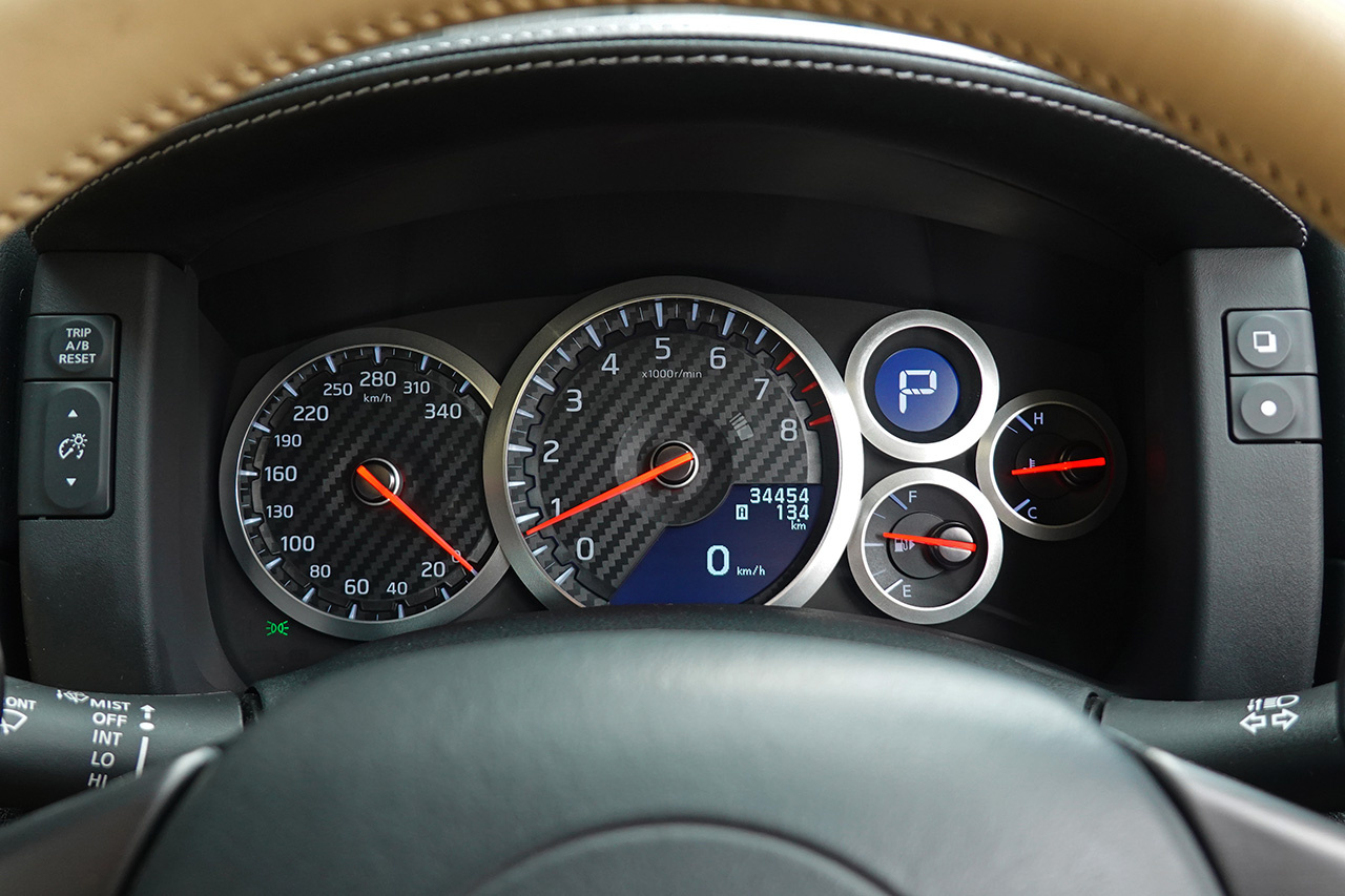 2015 Nissan GT-R R35 GT-R 45th Aniversary, Limited to 45 Units, Ivory Leather Interior, NISMO Sports Resetting