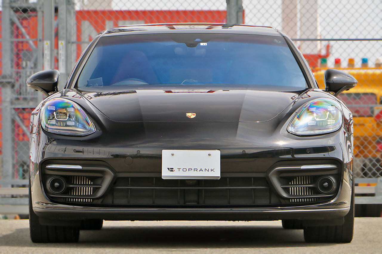 2023 Porsche PANAMERA null