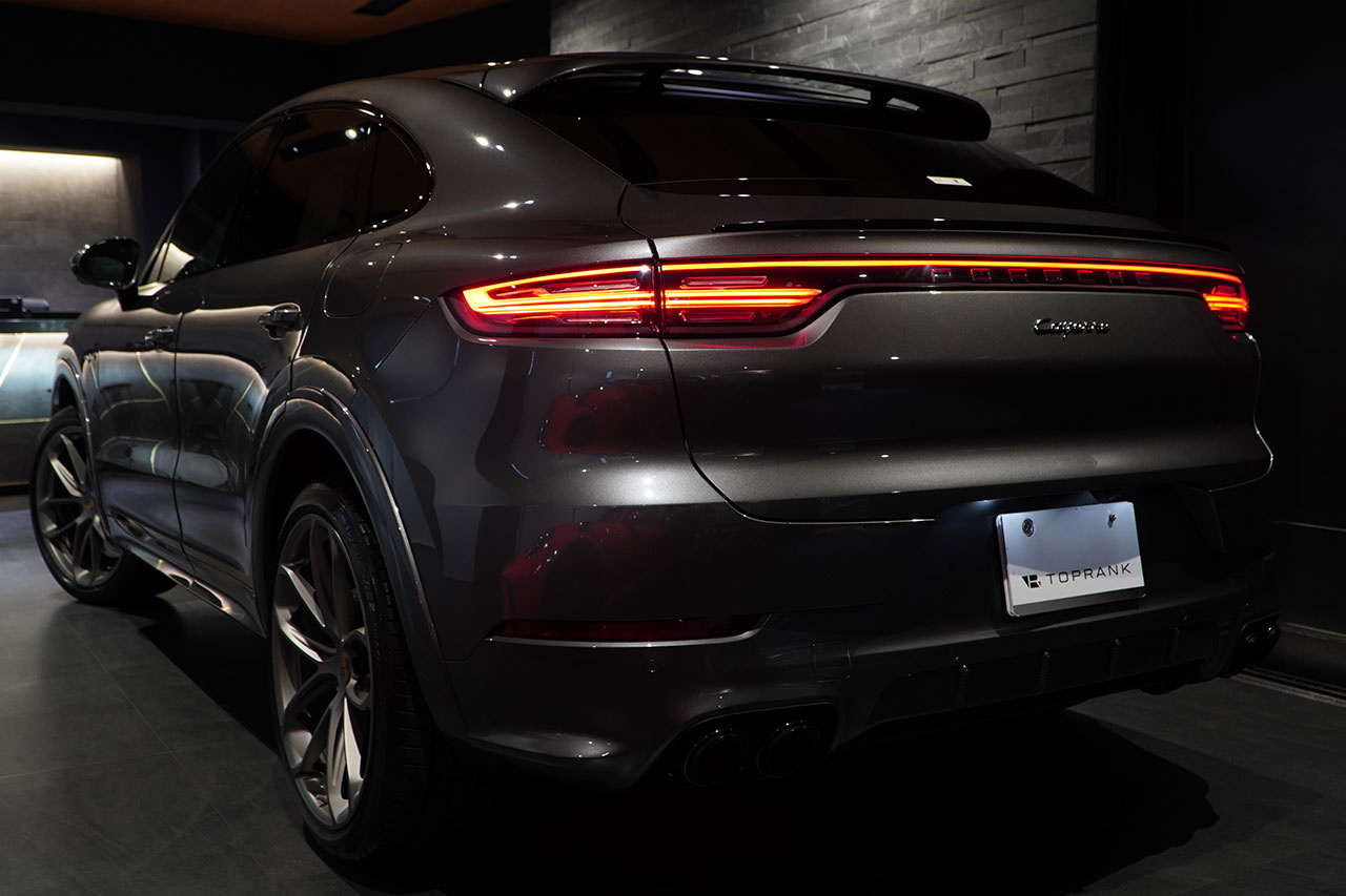 2020 Porsche CAYENNE null