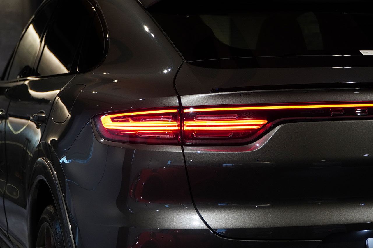 2020 Porsche CAYENNE null