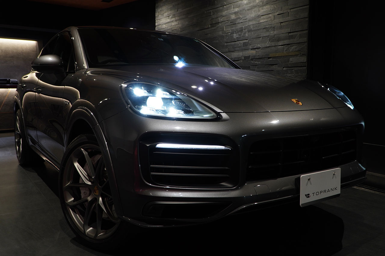 2020 Porsche CAYENNE null