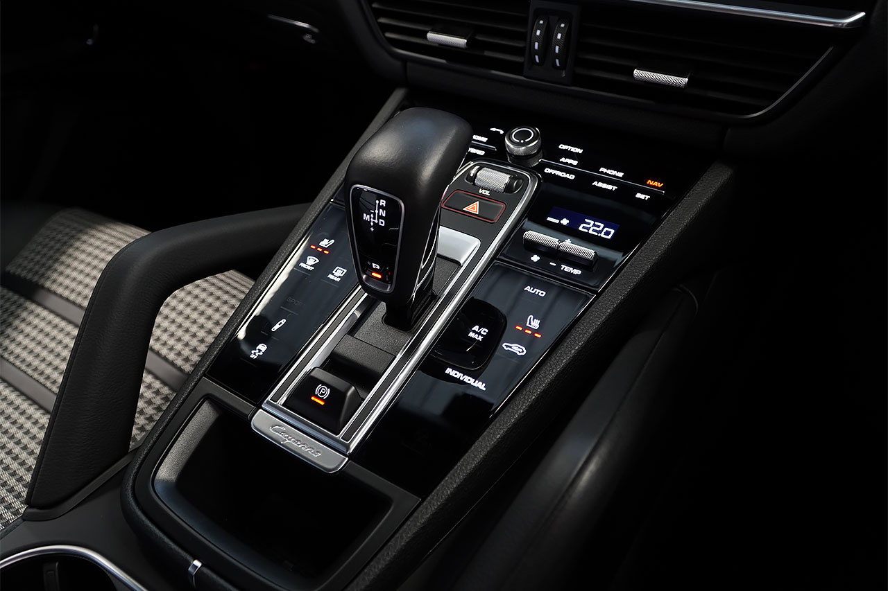 2020 Porsche CAYENNE null