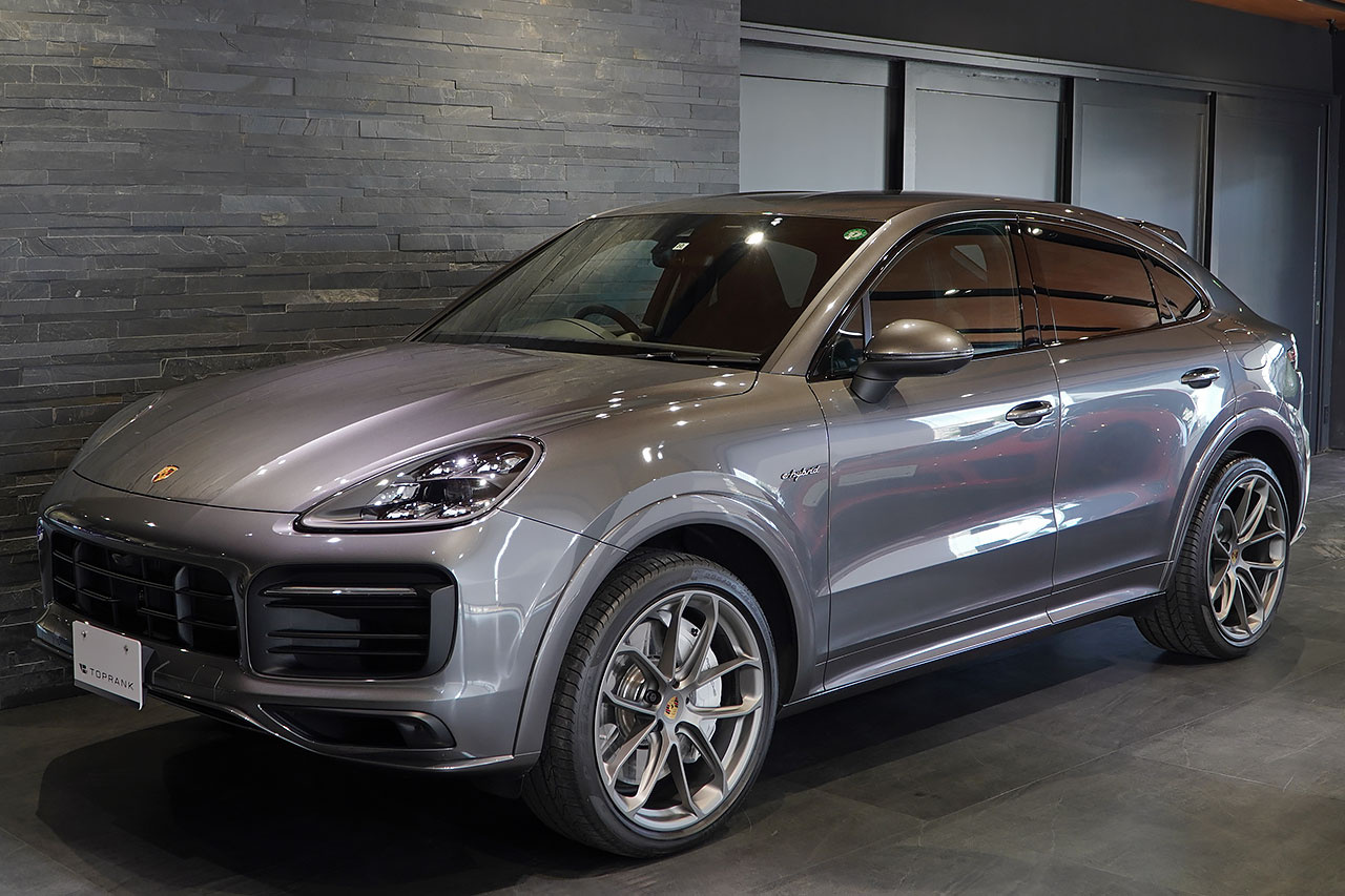 2020 Porsche CAYENNE null