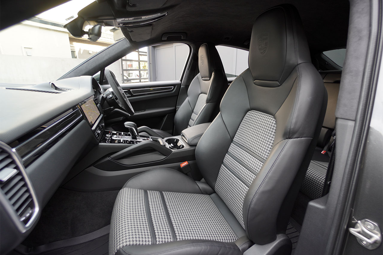 2020 Porsche CAYENNE null