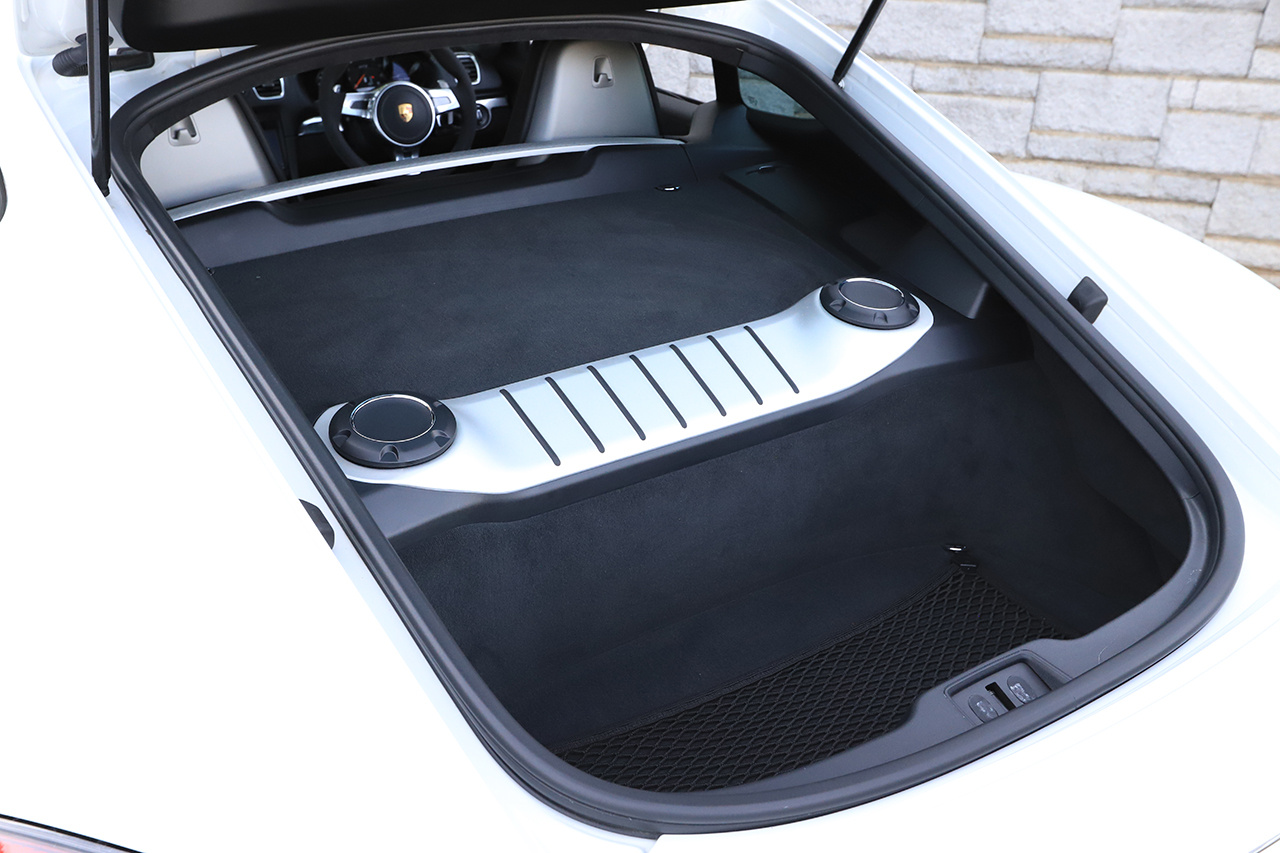 2016 Porsche CAYMAN 