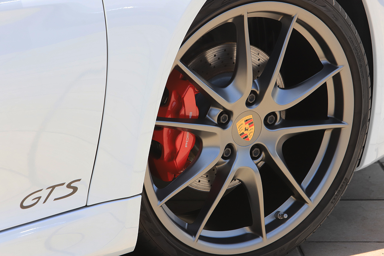 2016 Porsche CAYMAN 