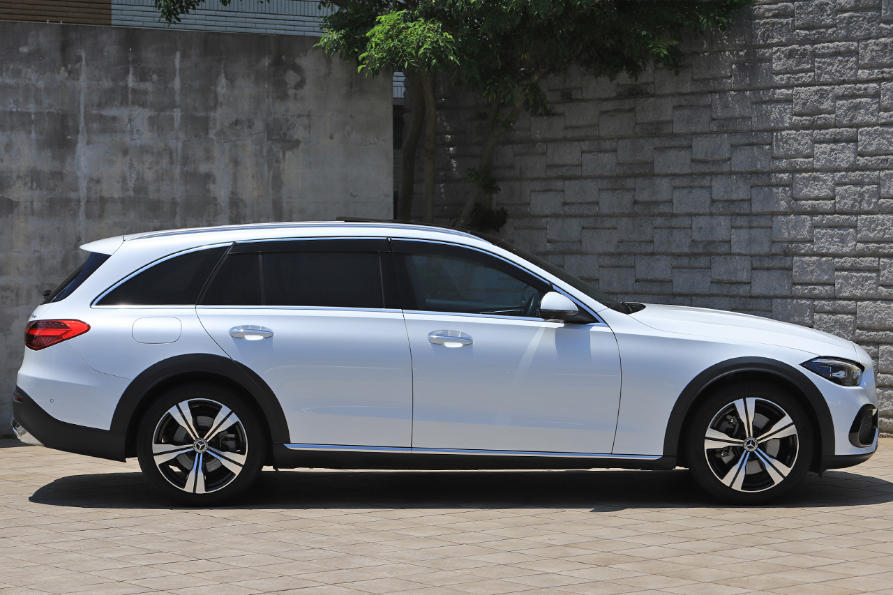 2022 Mercedes-Benz C CLASS 