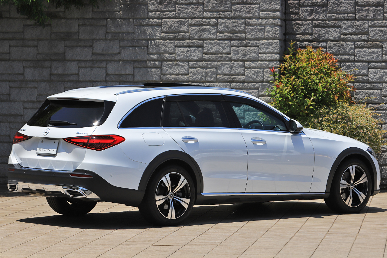 2022 Mercedes-Benz C CLASS 