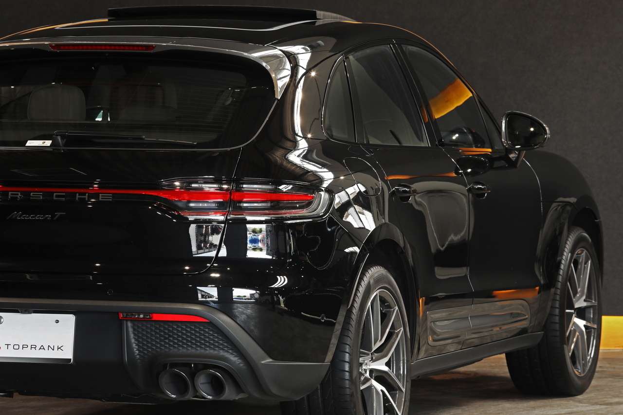 2024 Porsche MACAN null
