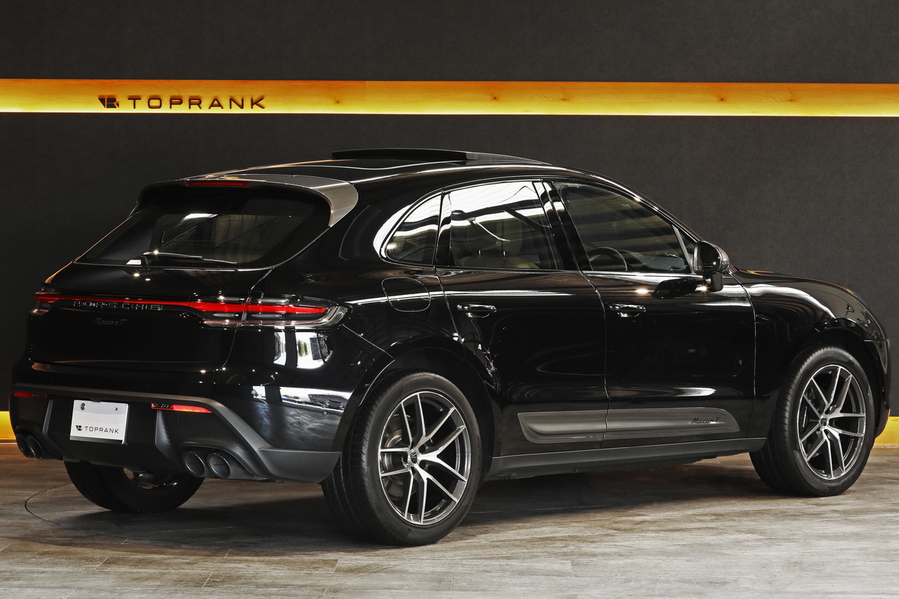 2024 Porsche MACAN null