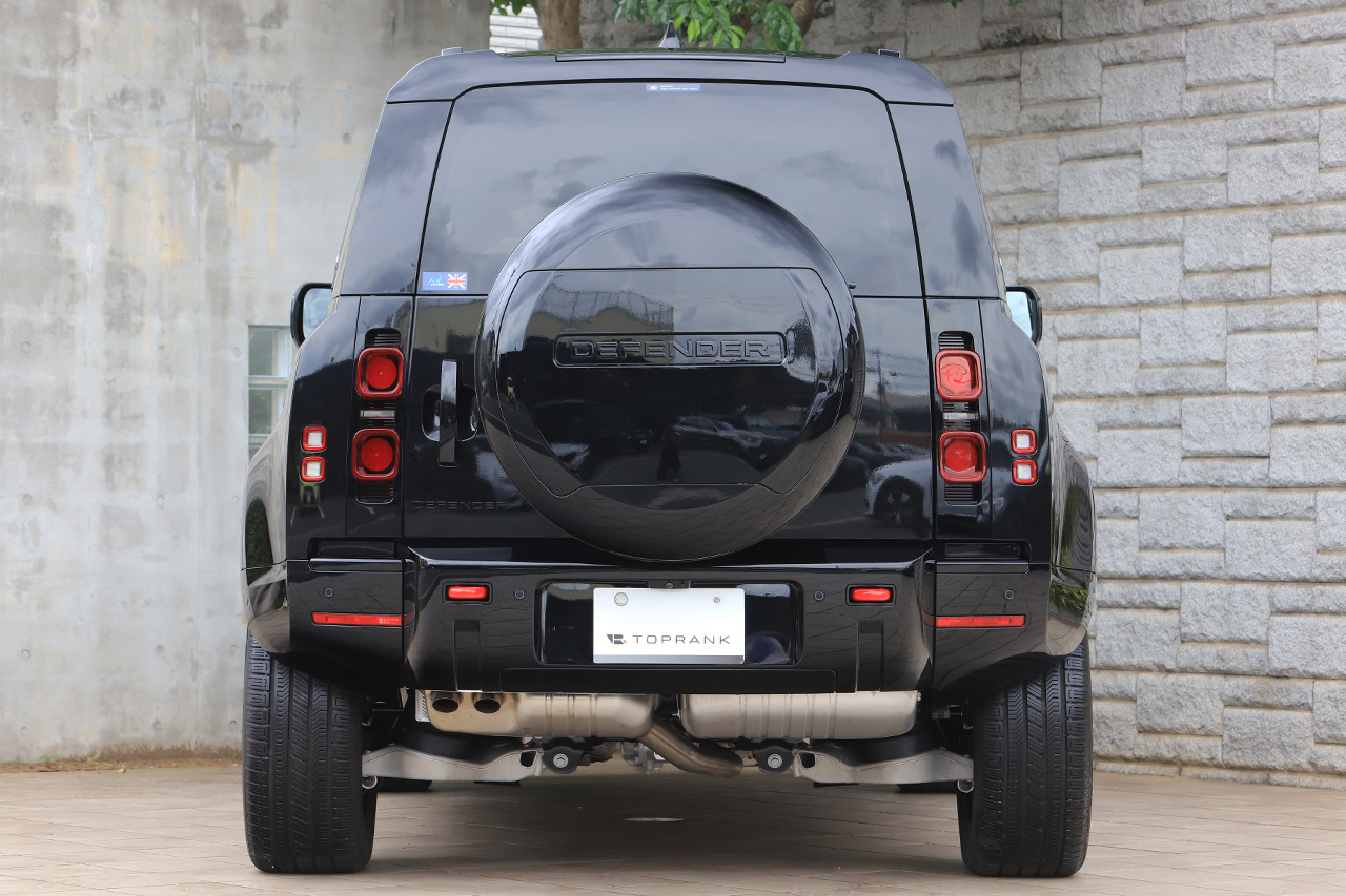 2024 Land Rover DEFENDER 
