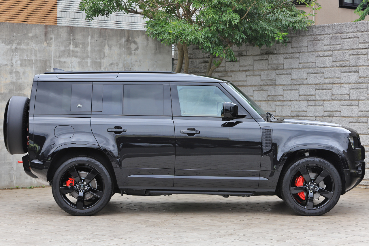 2024 Land Rover DEFENDER 