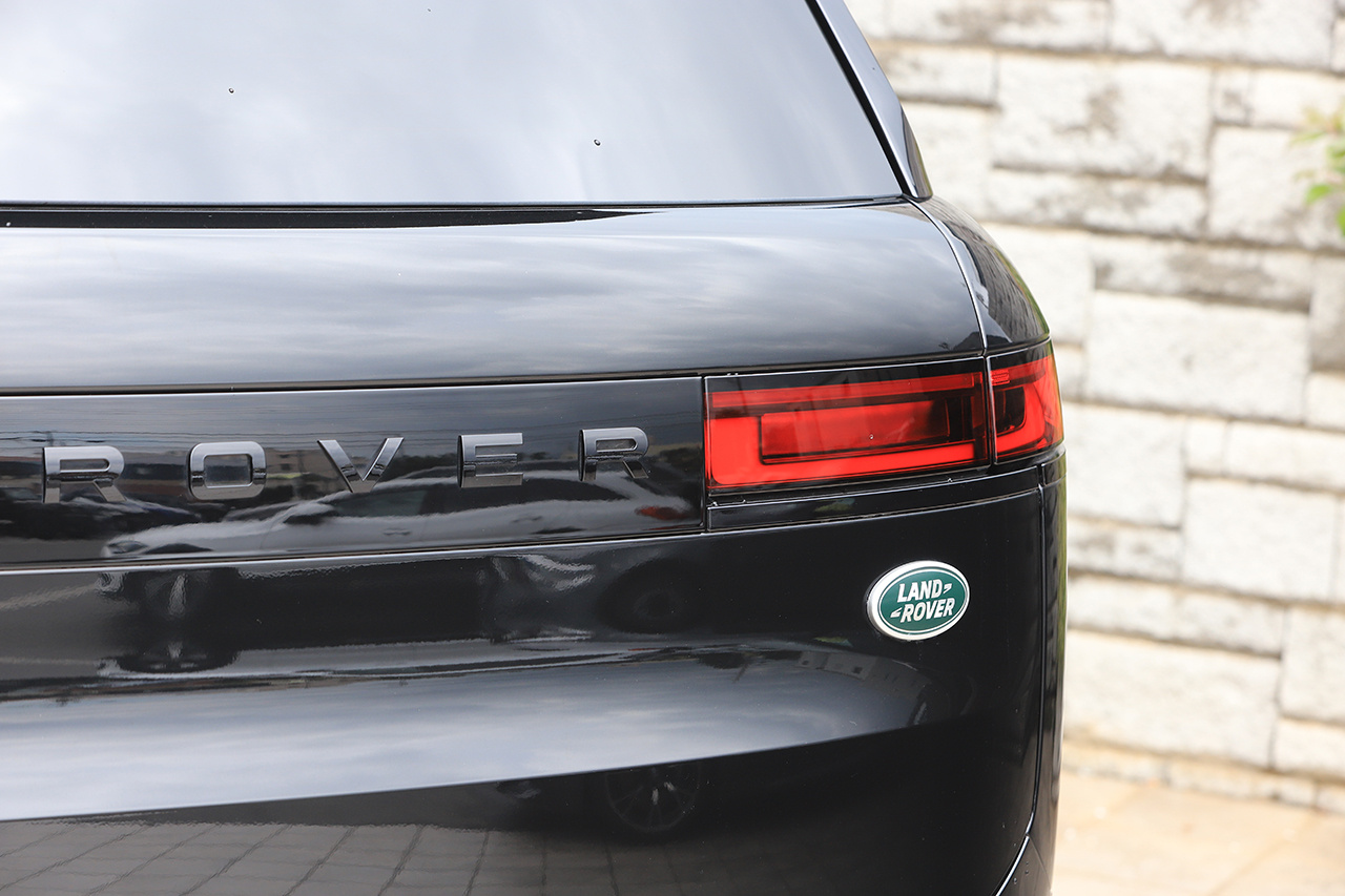 2023 Land Rover RANGE ROVER SPORT 