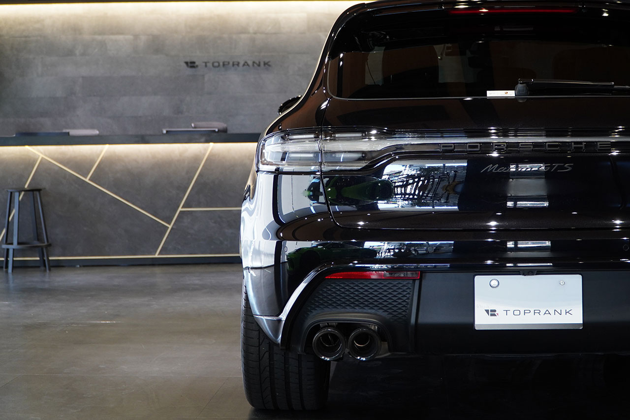2024 Porsche MACAN null