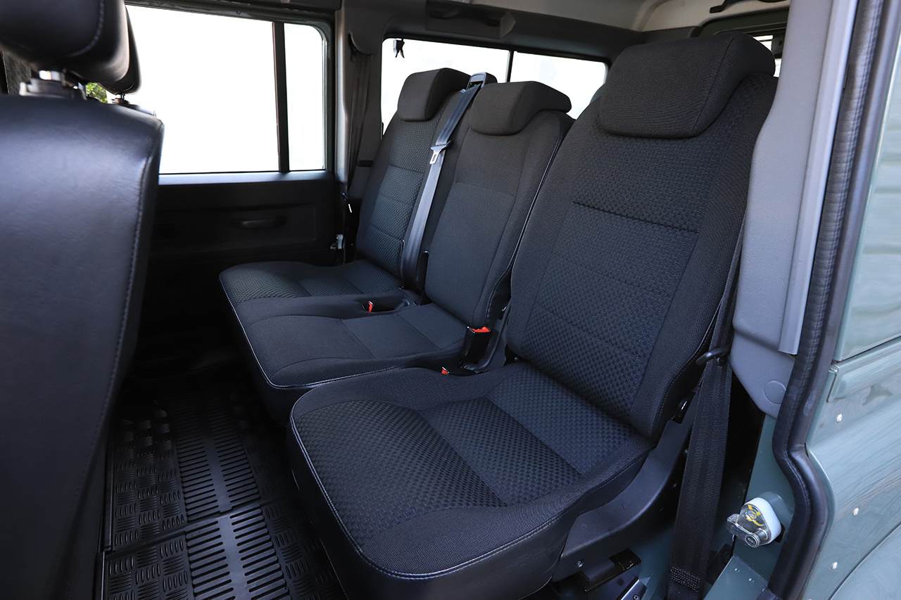 2013 Land Rover DEFENDER null