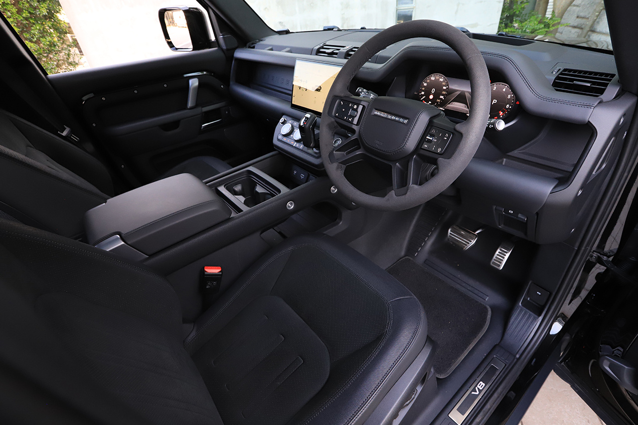 2024 Land Rover DEFENDER 