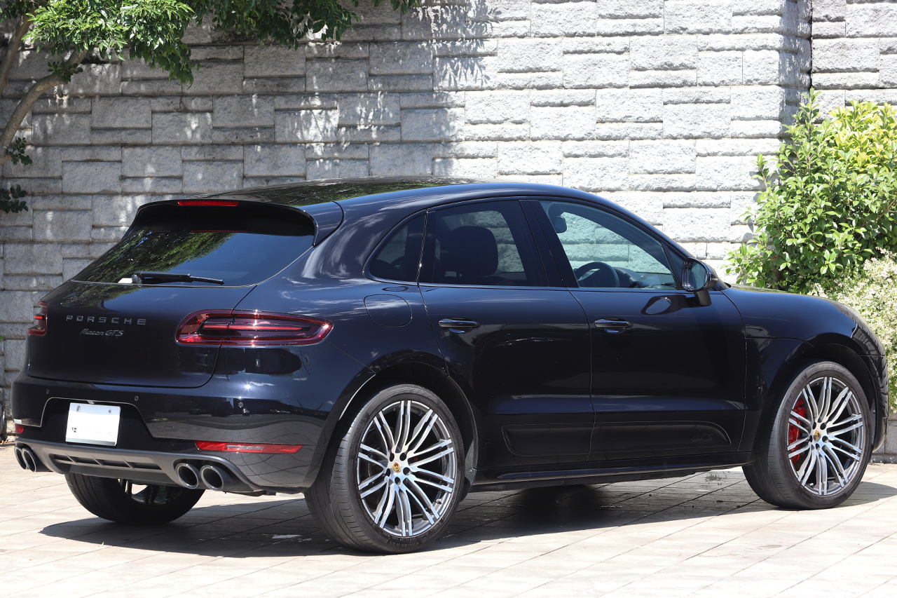 2018 Porsche MACAN 