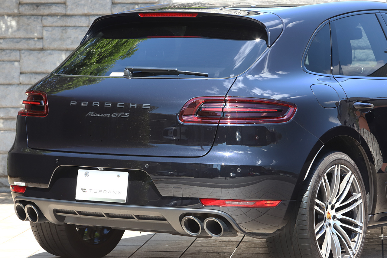 2018 Porsche MACAN 