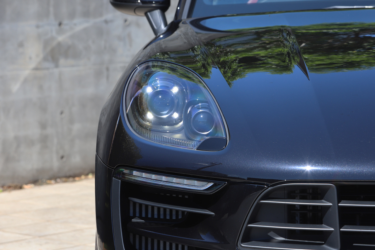 2018 Porsche MACAN 