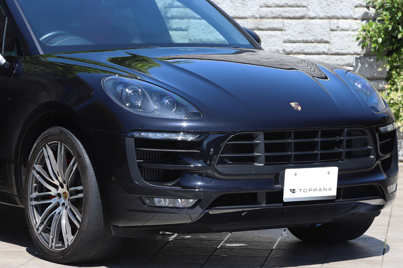 2018 Porsche MACAN 