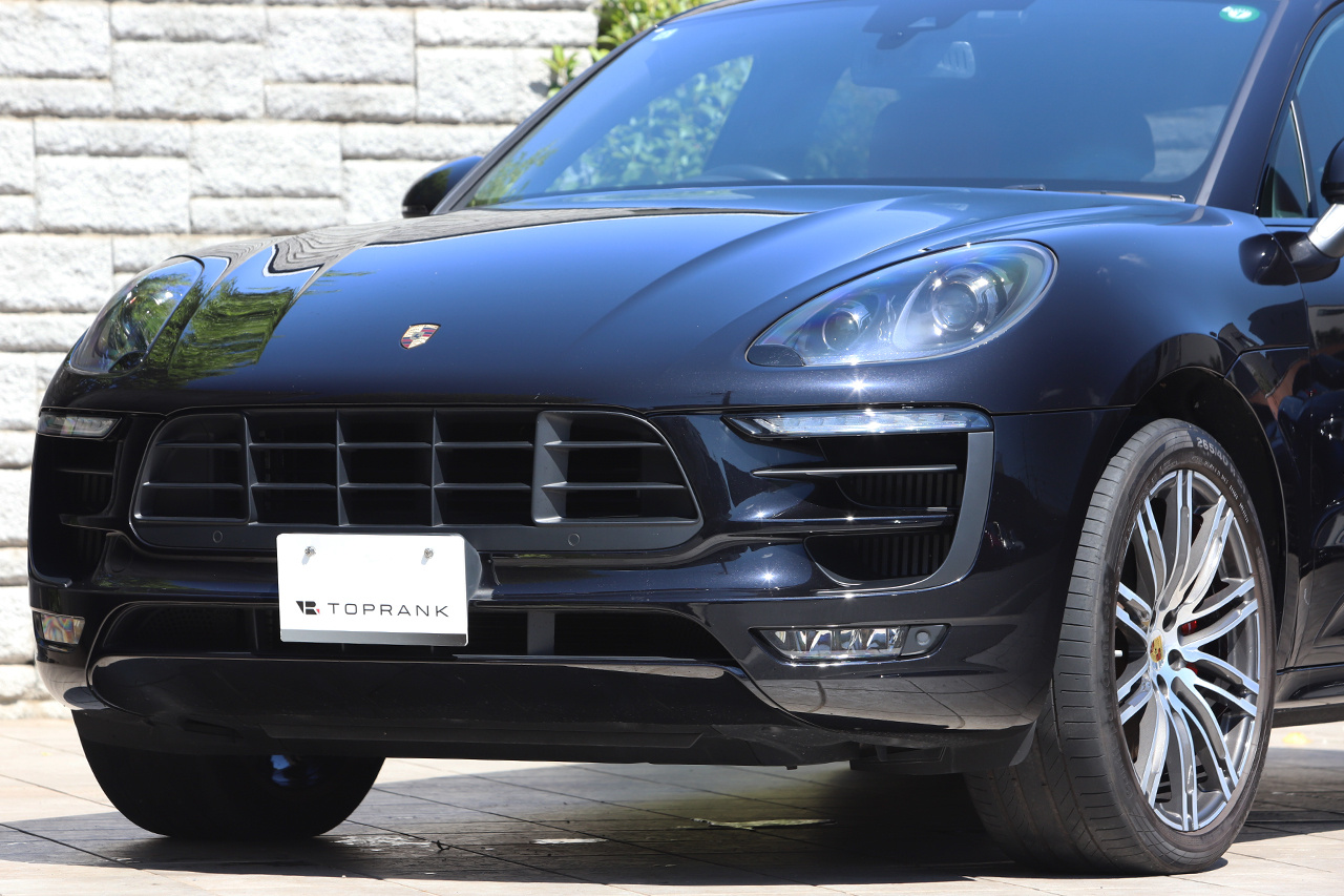 2018 Porsche MACAN 