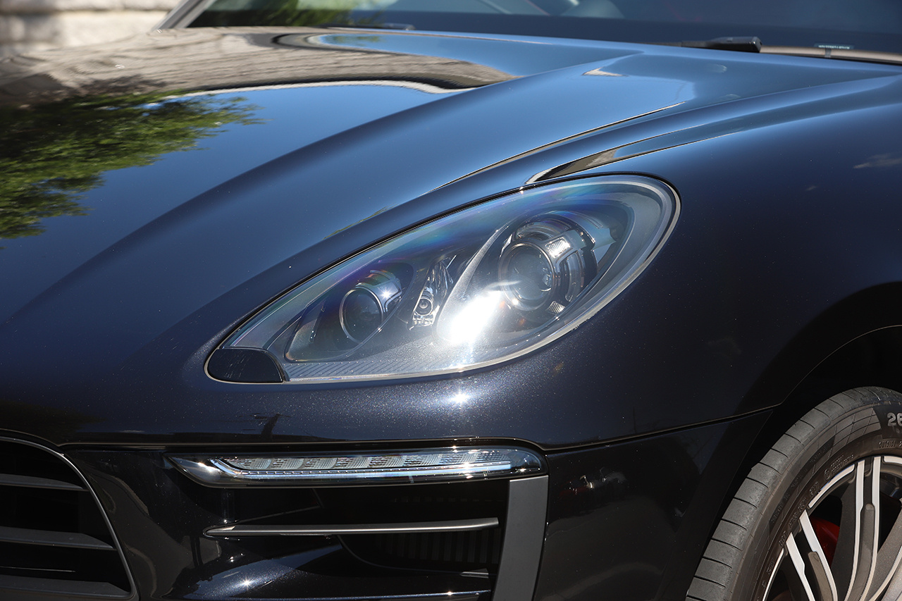 2018 Porsche MACAN 