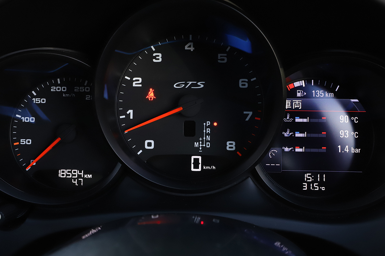 2018 Porsche MACAN 