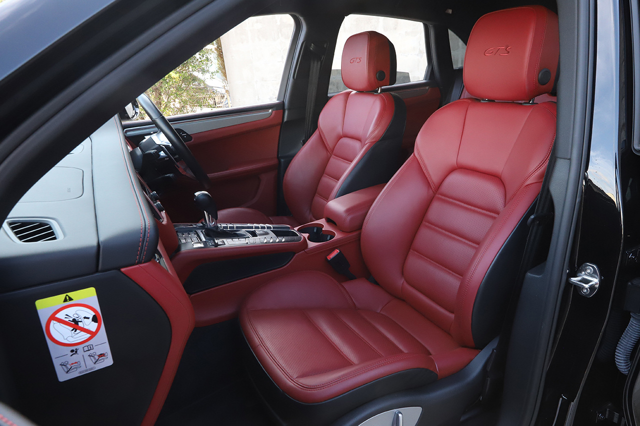 2018 Porsche MACAN 