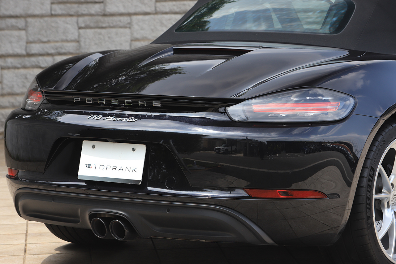 2020 Porsche 718 BOXSTER 