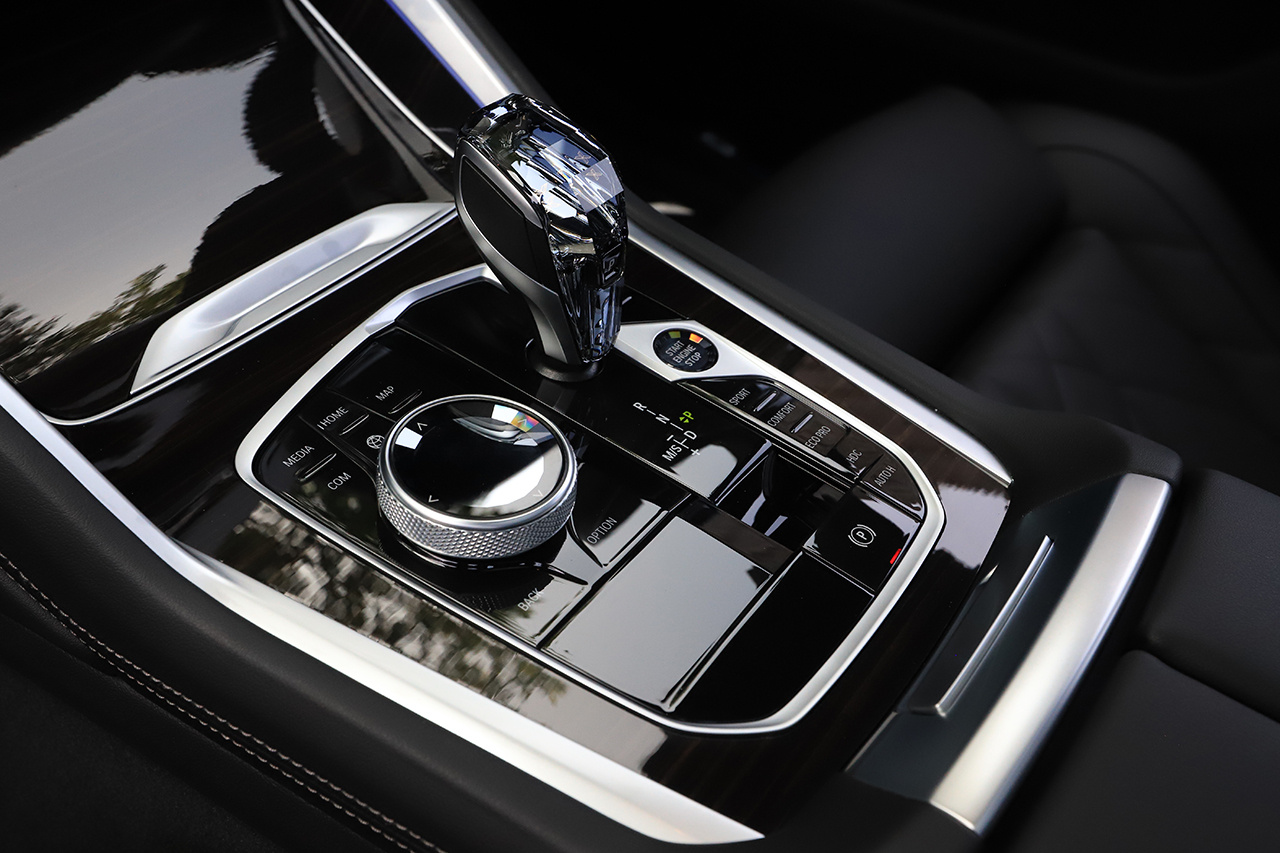 2023 BMW X6 
