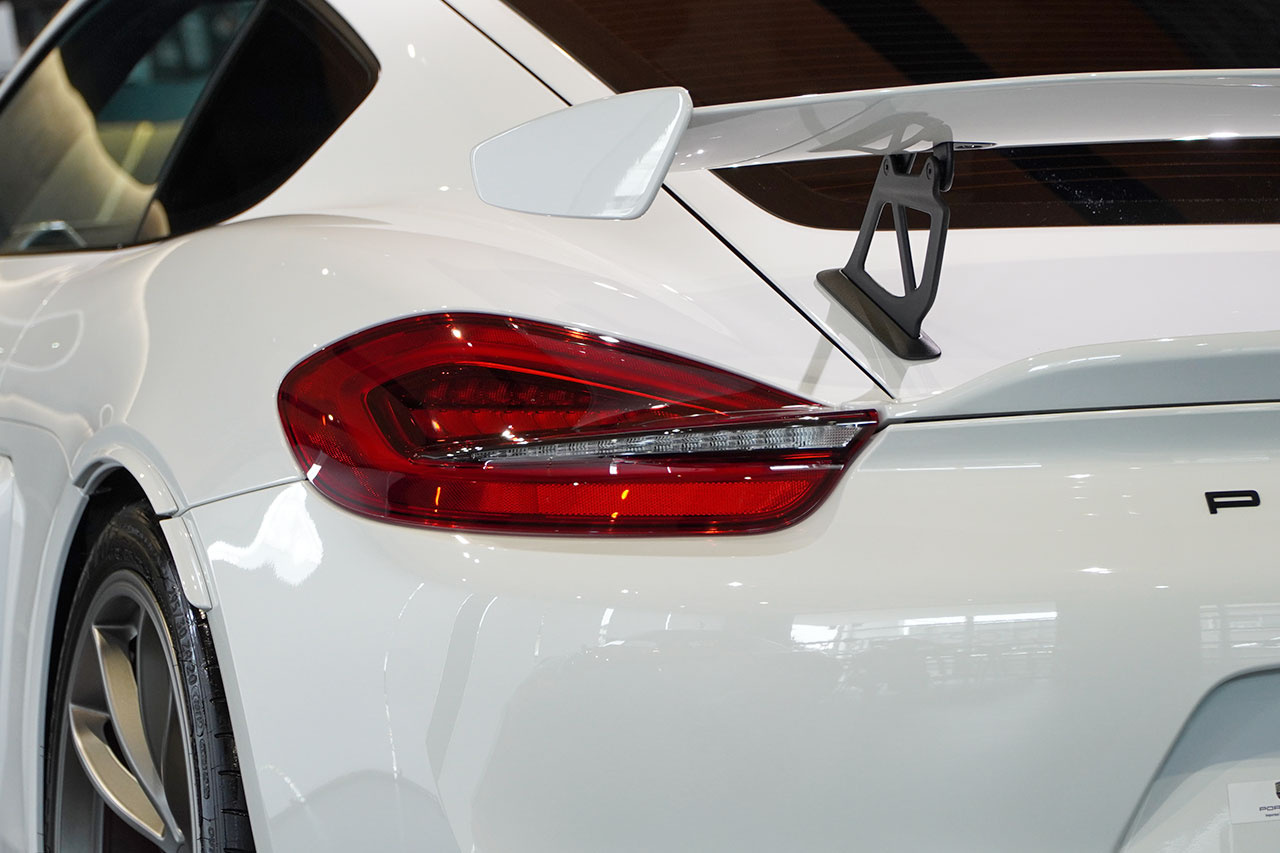 2016 Porsche CAYMAN 