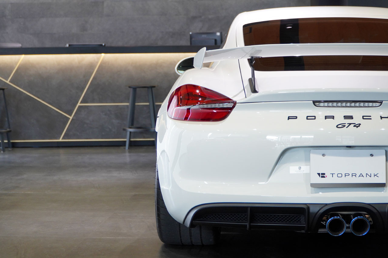 2016 Porsche CAYMAN 