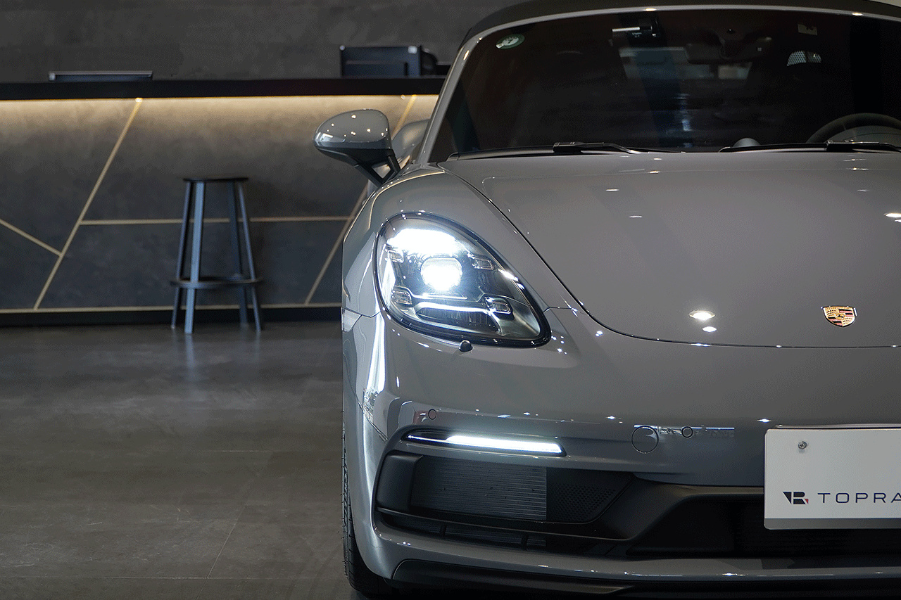 2023 Porsche 718 BOXSTER 