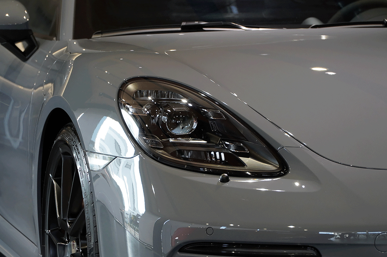 2023 Porsche 718 BOXSTER 