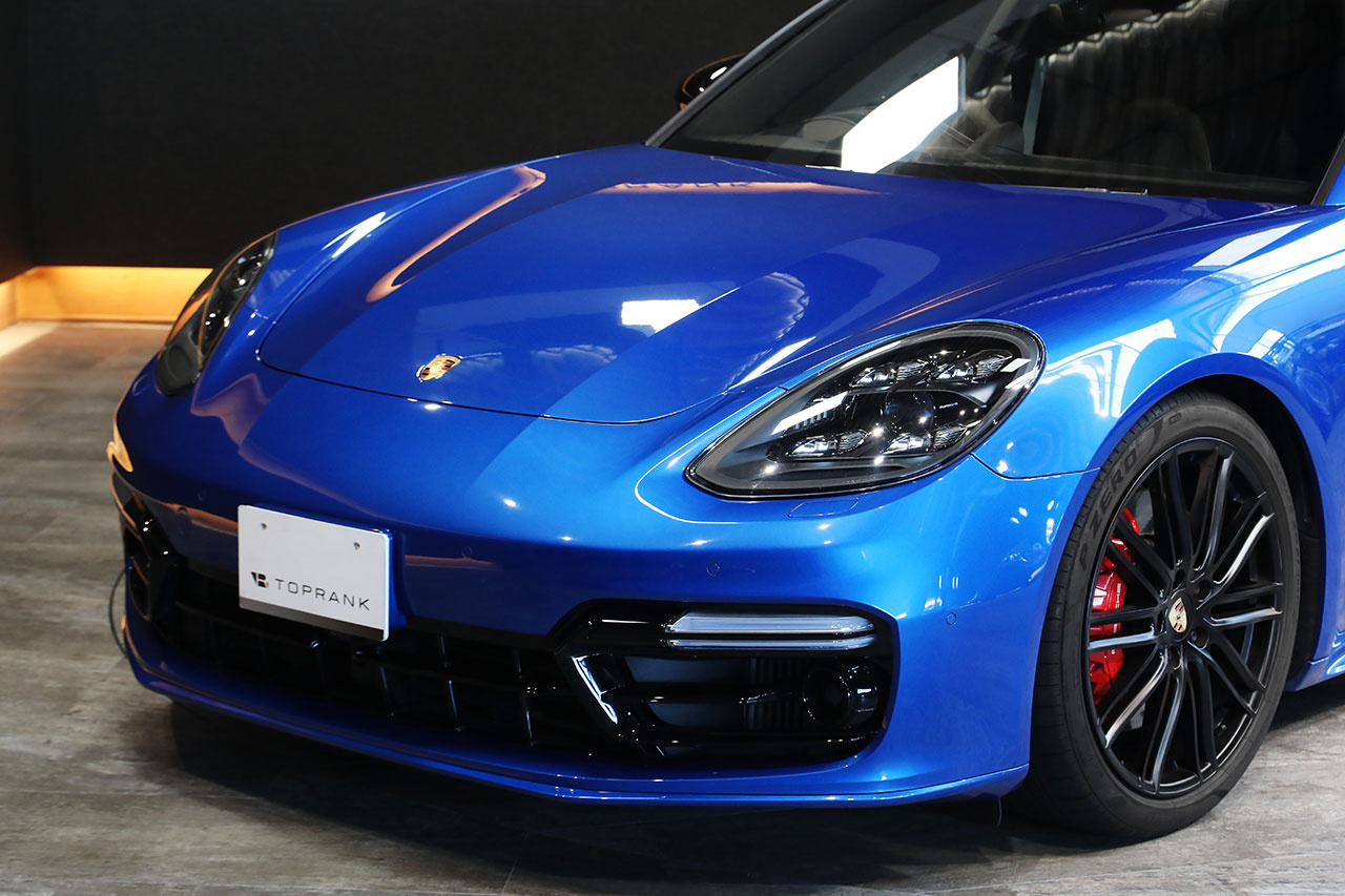 2020 Porsche PANAMERA null