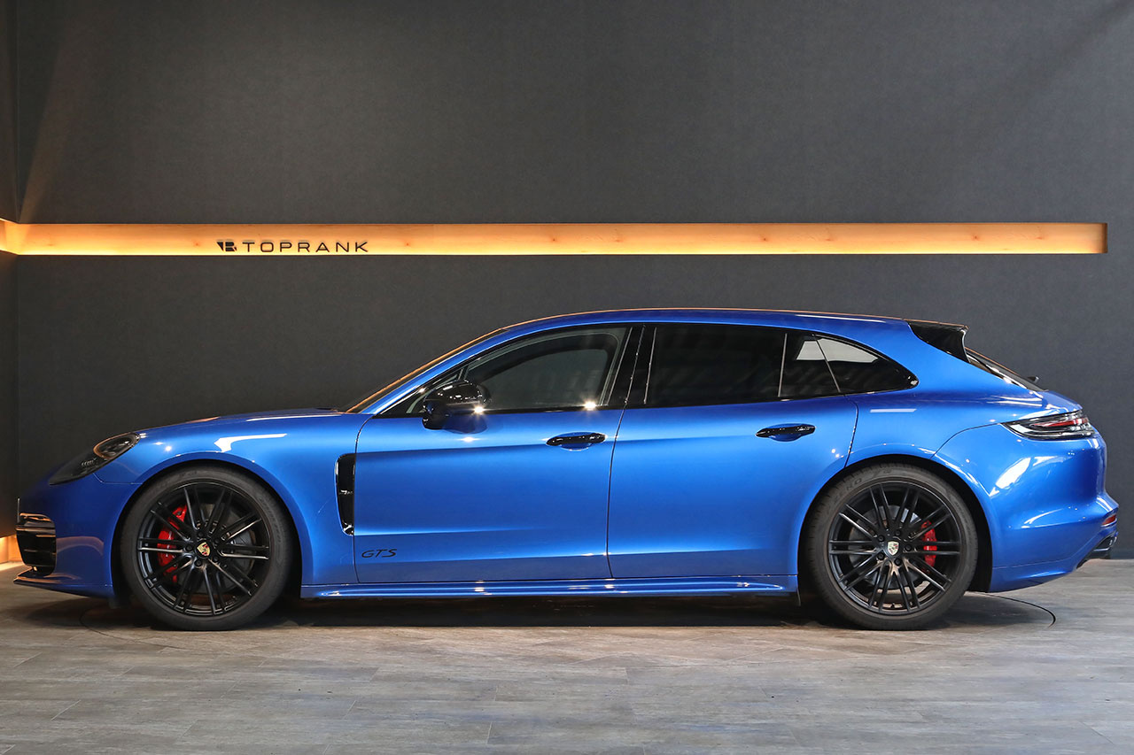 2020 Porsche PANAMERA null