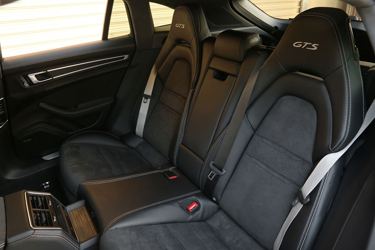 2020 Porsche PANAMERA null
