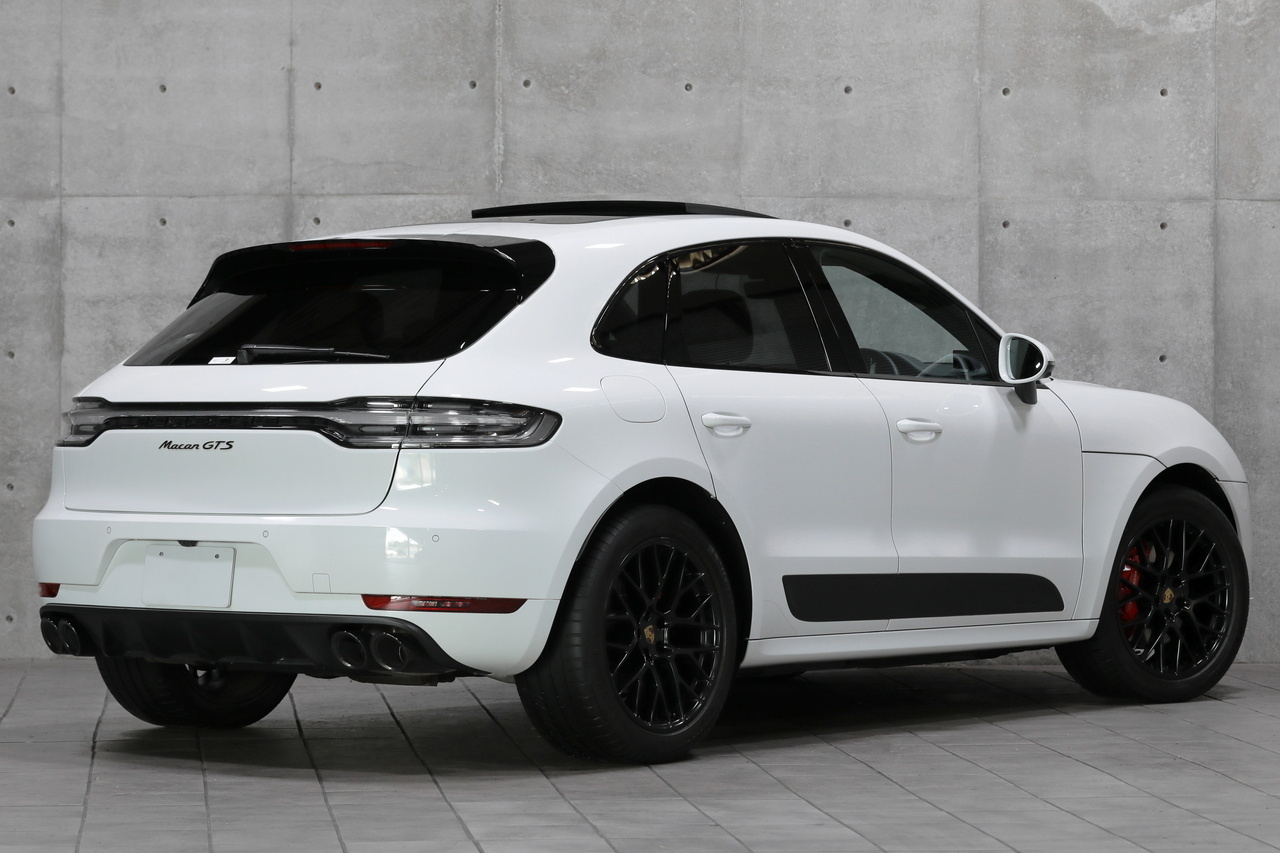 2021 Porsche MACAN null