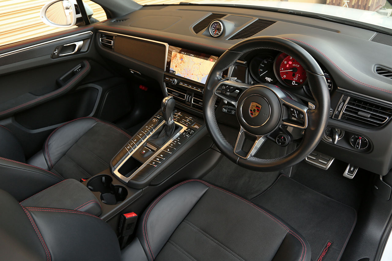 2021 Porsche MACAN null