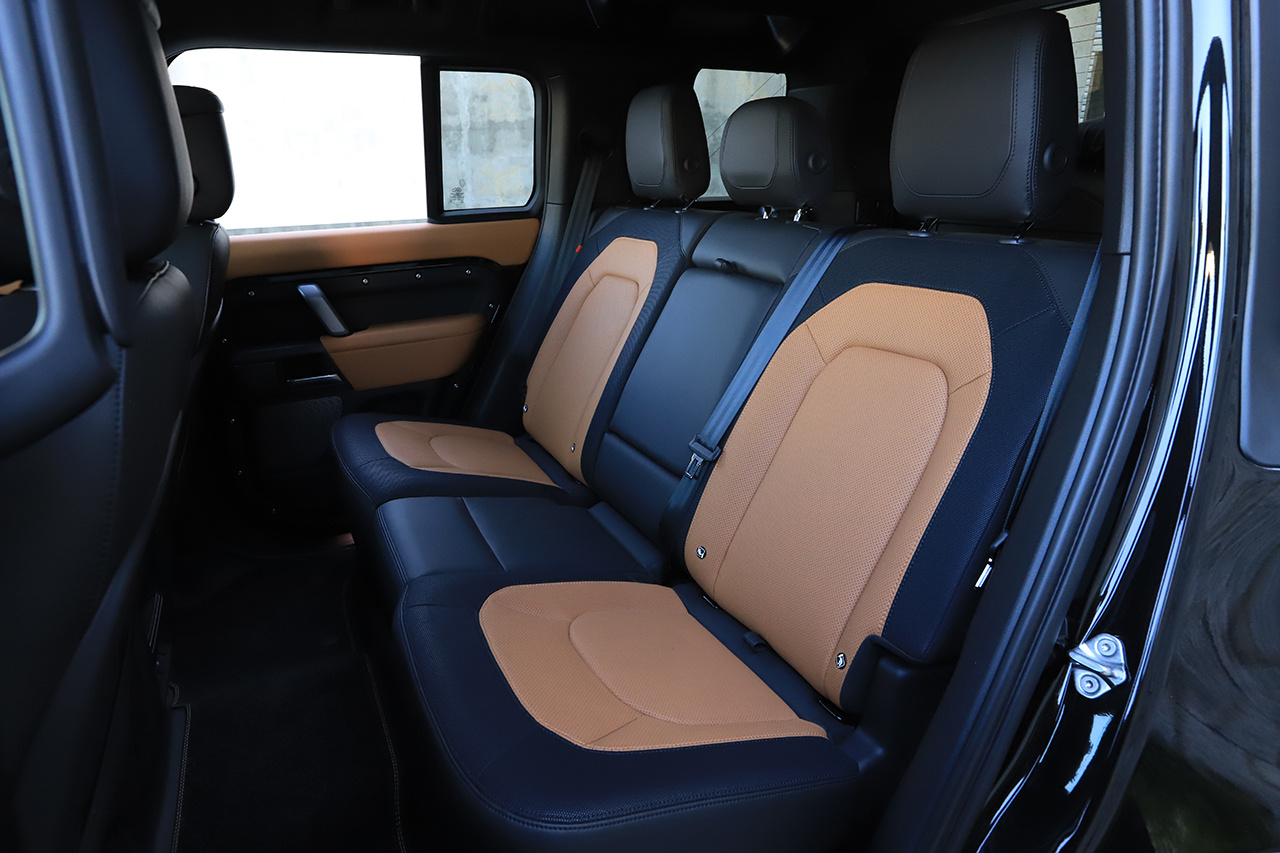 2024 Land Rover DEFENDER null