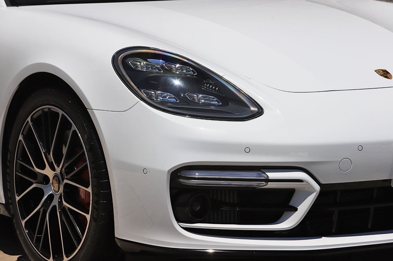 2021 Porsche PANAMERA null