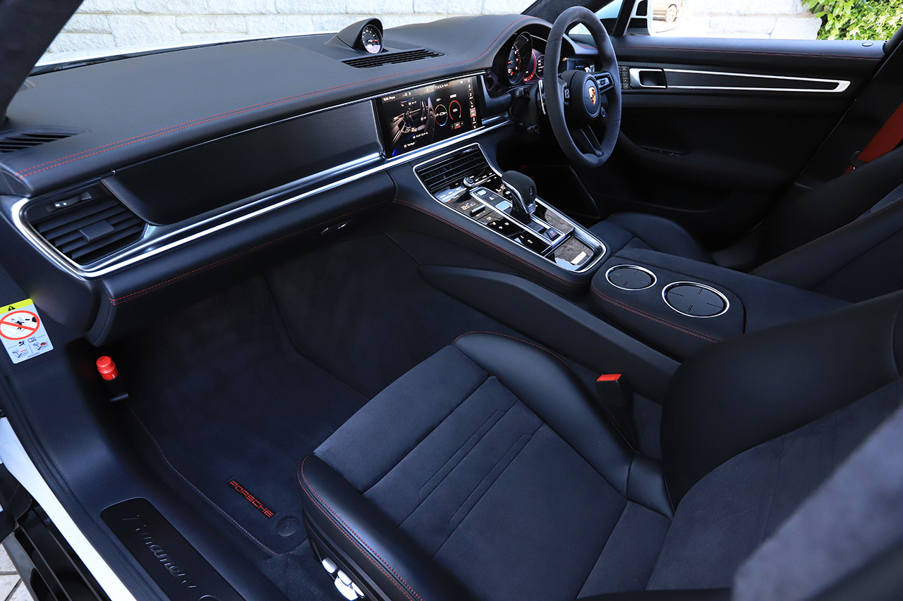 2021 Porsche PANAMERA null